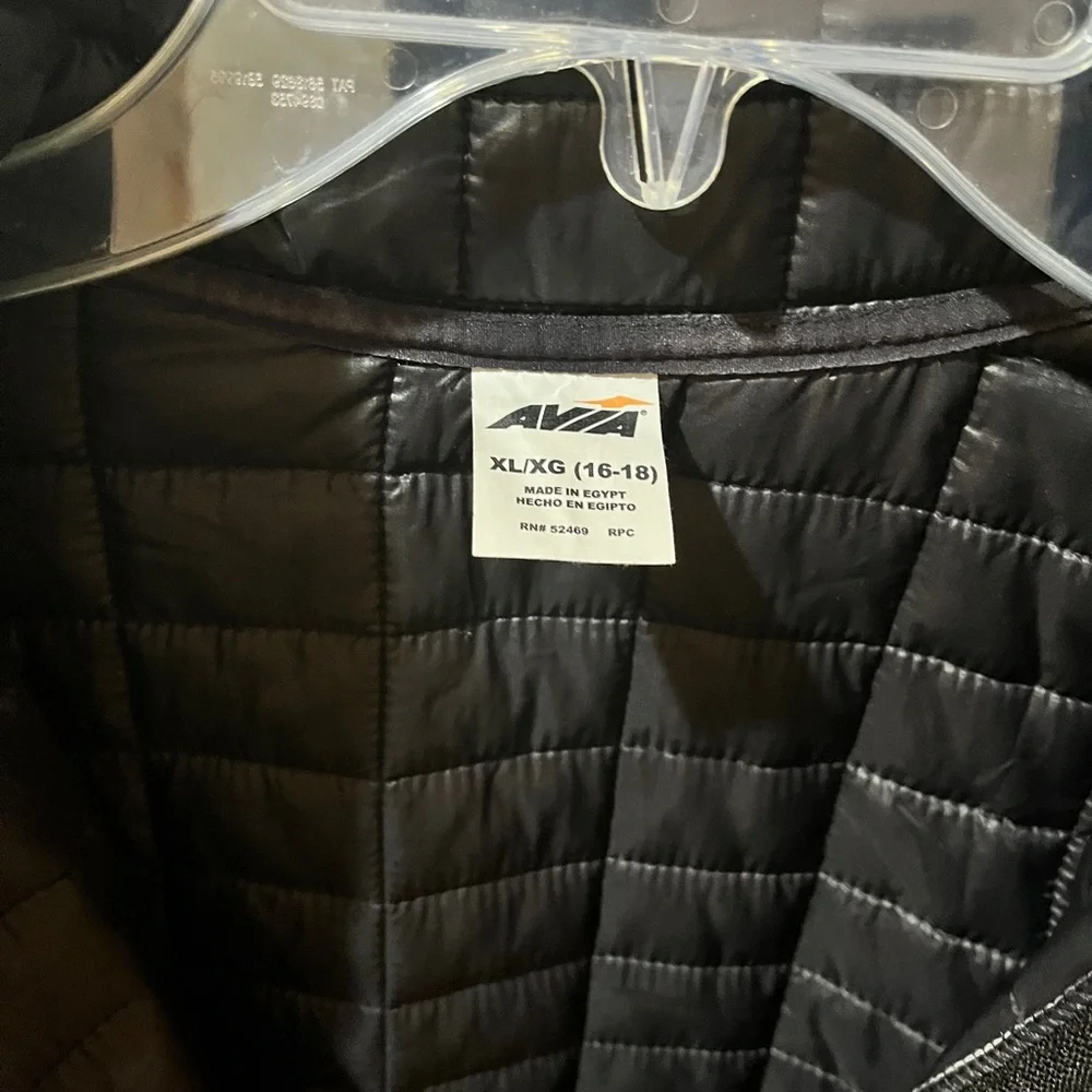 Avia Women's Black Puffer Jacket XL - Picture 2 of 7